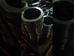 Collare a un pezzo lucidato con vite impostate da 7